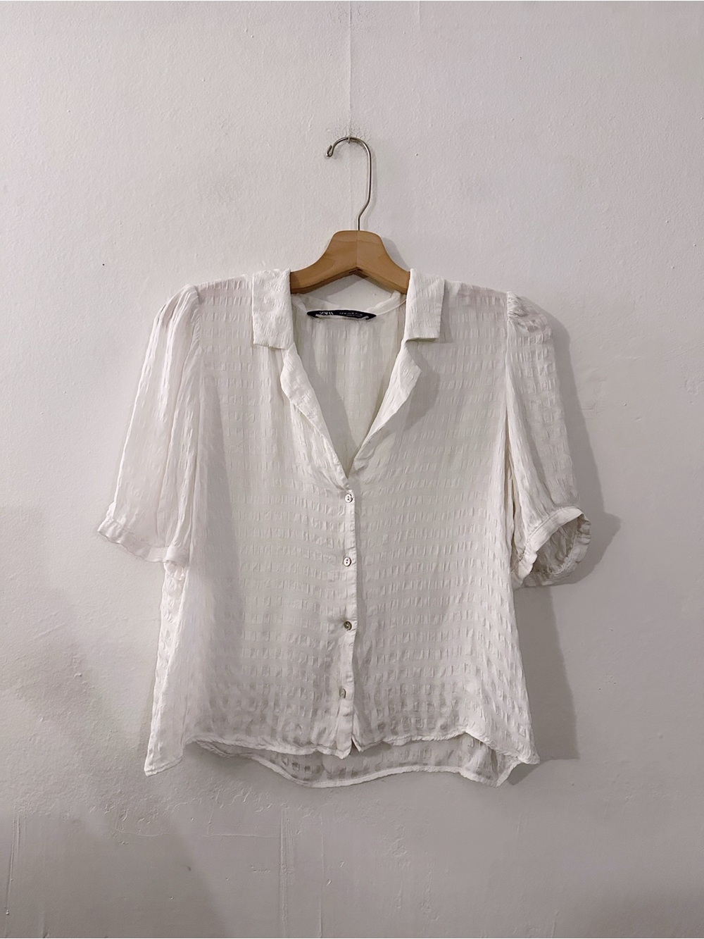 Zara Short Sleeve Blouse White Collared Textured Top - Picture 6 of 6